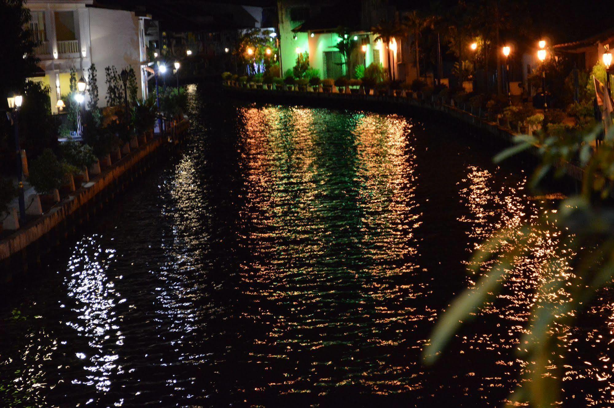 Jawa Street Townstay Malacca Eksteriør billede